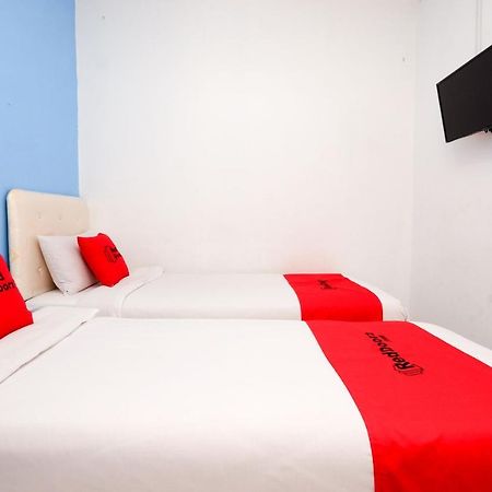 Hotel O Semarang Near Kota Lama Semarang Formerly Kamarkoe Residence Coo Property Экстерьер фото